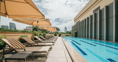 Jw Marriott Hotel & Suites Saigon, Забронировать Отель Отели Хошимина с бассейном, рядом с Тороговый центр Сайгон, Бассейн