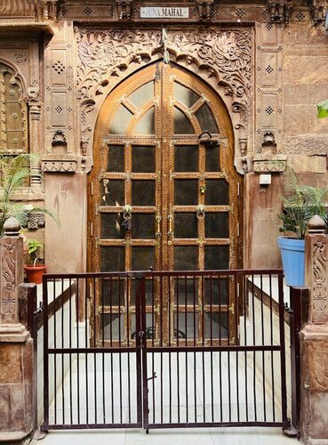 Juna Mahal Boutique Home Stay, Забронировать Гостевой дом Отели Джодхпур с завтраком, рядом с Железнодорожный вокзал Джодхпур, Завтраки