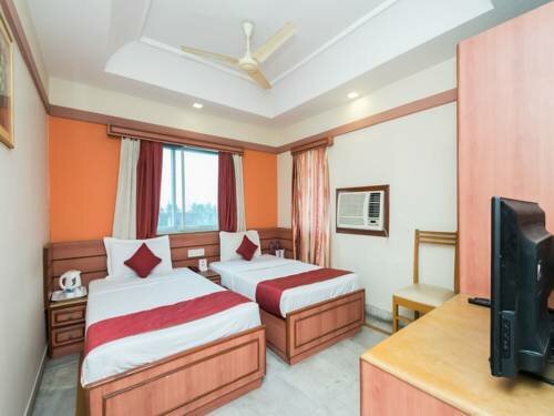 Kings Crown Hotel