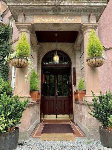 Bunchrew House Hotel, Забронировать Отель Бизнес-отели Северо-Шотландского нагорья, 4* 5*