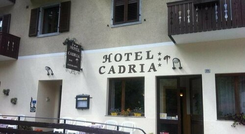 Hotel Cadria, Забронировать Отель Отели Valle di Ledro с завтраком, Завтраки