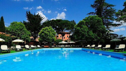 Hotel La Villa Excelsior, Забронировать Отель Отели в центре Бастия-Умбры, в центре, Завтраки