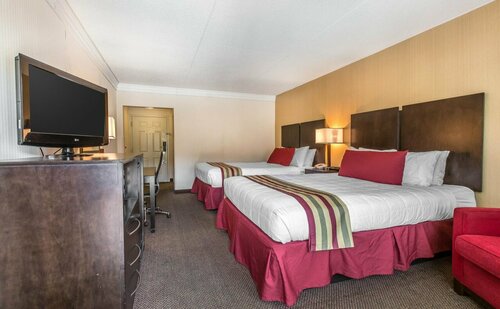 Black Bear Inn & Suites, Забронировать Отель Гатлинберг Great Smoky Mountains National Park