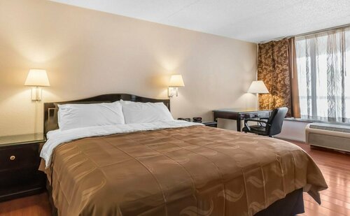 Quality Inn, Забронировать Отель Диксон Теннесси