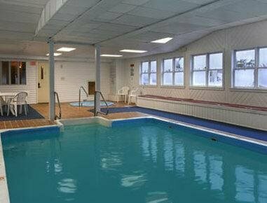 Ramada Groton