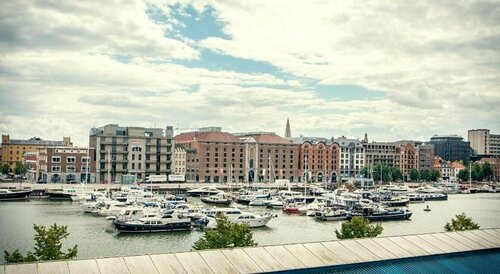 Antwerp Harbour View, Забронировать Гостевой дом Олень провинция Антверпен