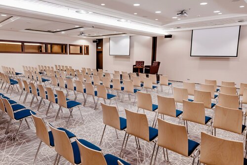 Crowne Plaza Bratislava by IHG, Забронировать Отель Отели Братиславского края 4 звезды, 4*