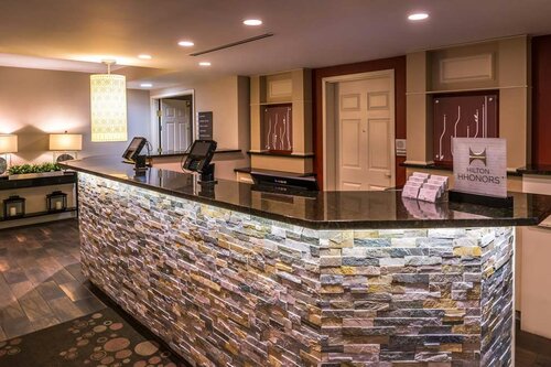 Hilton Garden Inn Detroit Southfield, Забронировать Отель Саутфилд Detroit Metropolitan Area
