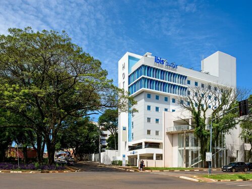 ibis budget Foz do Iguaçu, Забронировать Отель Отели Параны с парковкой, Парковка