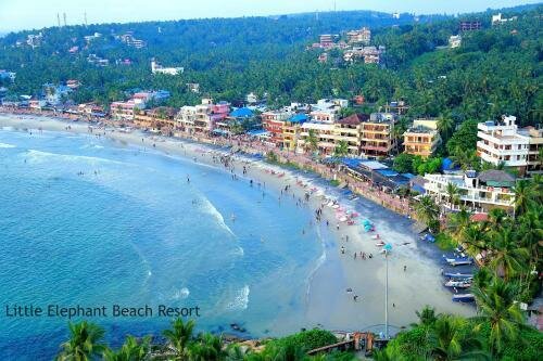 The Ocean Park Beach Resort, Забронировать Курортный отель Отели Ковалам с парковкой, рядом с Отель Bethsaida Hermitage, Парковка