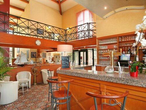 The Originals City, Hôtel Le Sextant, Toulouse Sud, Book Hotel Hotels in Toulouse with a Pool, Swimming Pool