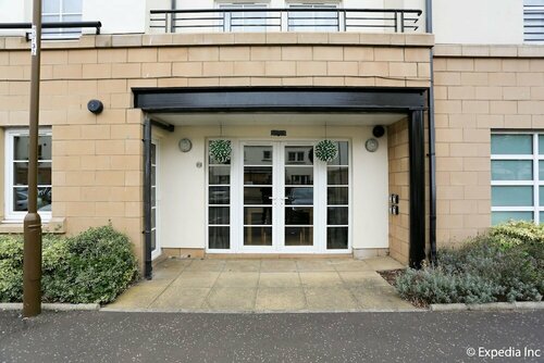 Edinburgh Playhouse Apartments, Забронировать Апартаменты/квартира Бротон Эдинбург, рядом с Торгово-развлекательный центр Omni Centre