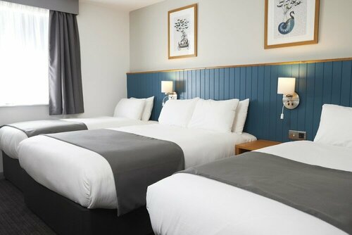 Premier Inn Wakefield Central