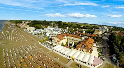 Hotel Righetto Fronte Mare, Забронировать Отель Каваллино-Трепорти Riviera Ovest