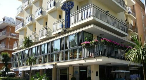 Blu Star Hotel Gabicce, Book Hotel Hoteller i Romagna med parkering, Parkering