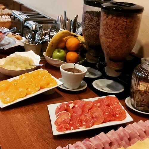 Hotel Centro Naval, Забронировать Отель Буэнос-Айрес провинция Буэнос-Айрес, рядом с Tribunales Subway Station