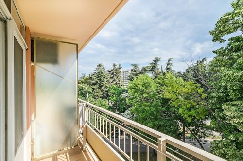 Gloria Hotel, Varaa Hotelli Hotellit Varna region pysäköinnillä, Pysäköinti