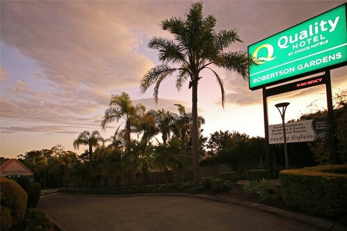Quality Hotel Robertson Gardens, Забронировать Отель Брисбен Brisbane Region, рядом с Частная клиника в г. Саннибэнк