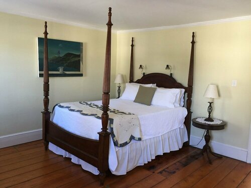 Eddington House Inn - Bed And Breakfast - Adults Only, Забронировать Отель Бизнес-отели Green Mountains, 4* 5*