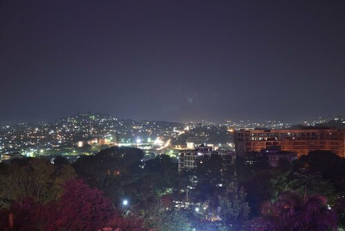 Kololo Courts Hotel and Restaurant Kampala, Réserver Hôtel Hôtels à Kampala avec parking, Parking