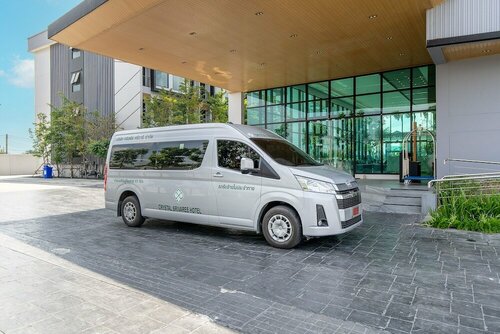 Crystal Srivaree Suvarnabhumi Hotel, Забронировать Отель Банг-Сао-Тхонг Чаченгсау