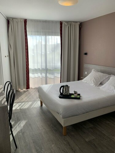 Hôtel Au Relais des Lilas, Book Hotel Parthenay 