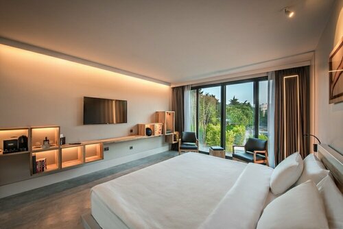 Warehouse By The Stay, Забронировать Отель Отели Чешме 5 звезд, 5*