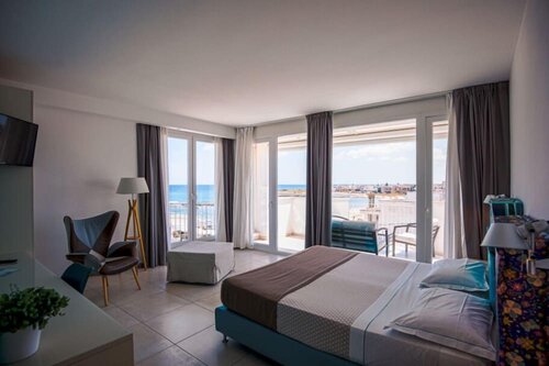 CiCò Hotel, Забронировать Отель Отели Торре-Санта-Сабина с парковкой, Парковка