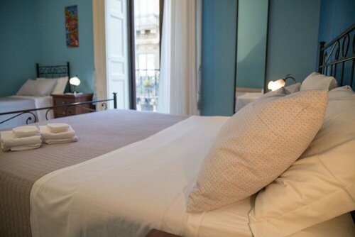 Catania Inn Rooms, Забронировать Гостевой дом Отели Катании с завтраком, рядом с Сады Беллинини, Завтраки