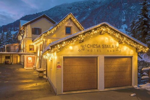 Hotel Chesa Staila, Reserva ahora Bed & breakfast Hoteles SPA en Grisones, SPA