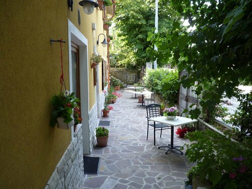 Casa Dodic, Book Hotel Trieste 