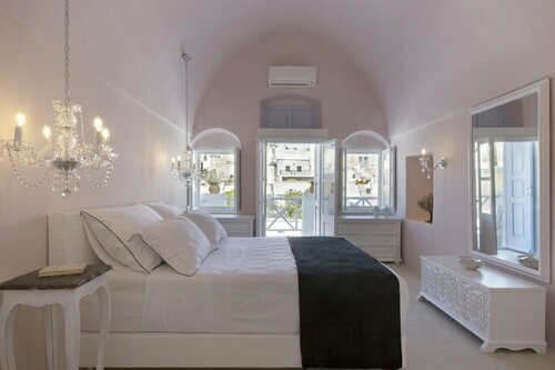 Dantelo Luxury Residences, Забронировать Отель Мессария Санторини