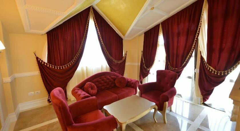 Hotel Luani Arte