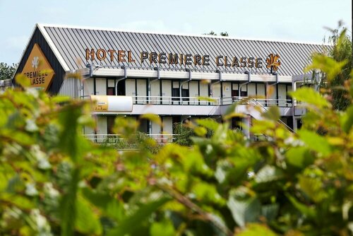 Premiere Classe Angoulême La Couronne, Book Hotel Hoteller i Charente med pool, Swimmingpool