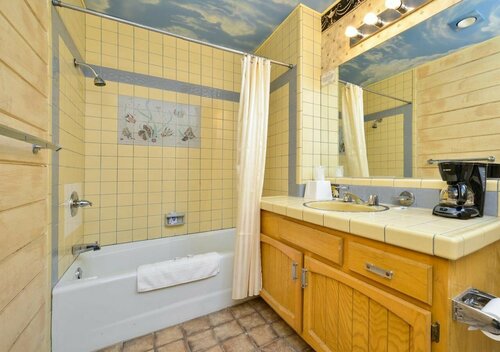 Americas Best Value Inn and Suites -Yucca Valley, Забронировать Отель Юкка-Вэлли Joshua Tree National Park