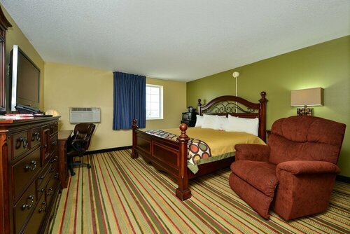 Super 8 by Wyndham Minot Airport, Забронировать Мини-отель Майнот штат Северная Дакота, рядом с Государственный университет Майнота