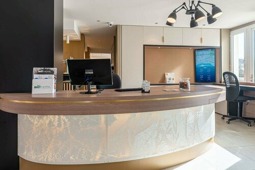 Brit Hotel Orléans St Jean de Braye - LAntarès, Забронировать Отель Отели Орлеана 3 звезды, 3*