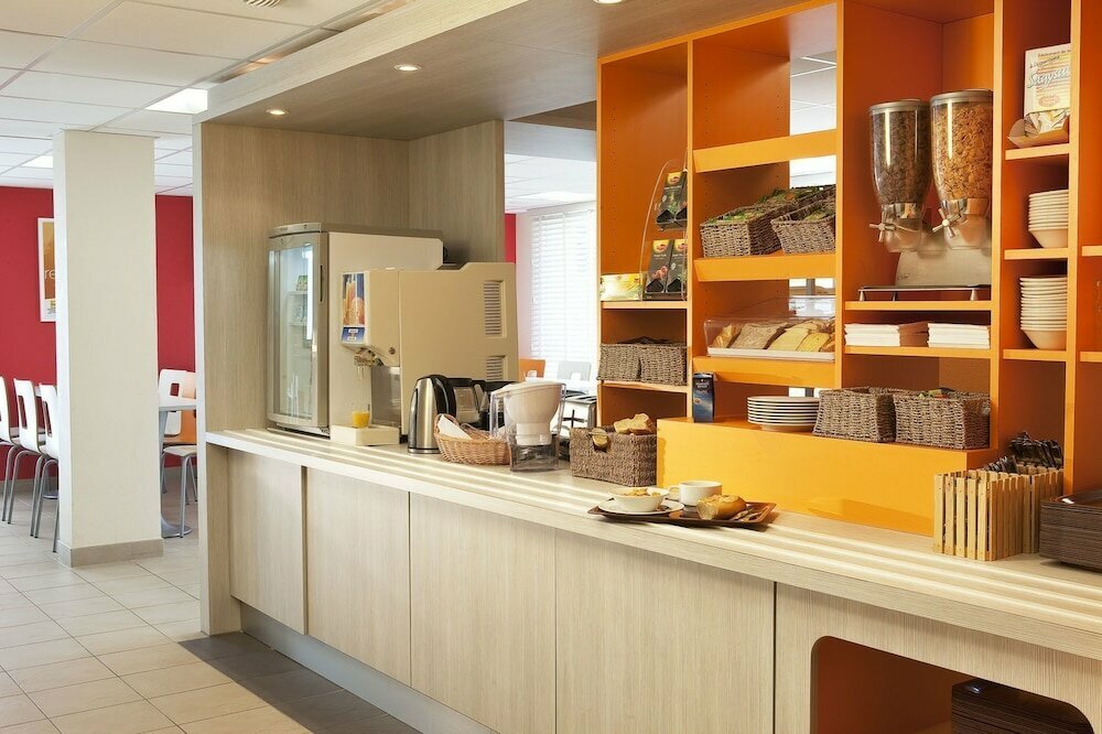 Hotel Sweet and Smart