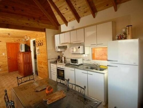 Cabañas Rincones del Sur, Забронировать Отель Отели Тревелин с парковкой, Парковка