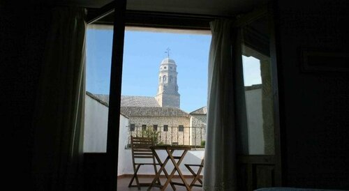 Apartamentos La Casa del Seise, Varaa Hotelli Baeza Jaén