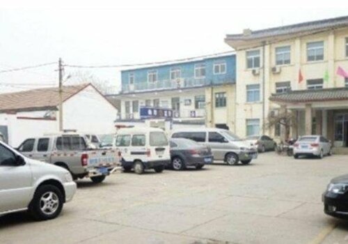 Qufu Wumasi Inn, Prenota Hotel Hotel a Shandong con parcheggio, Parcheggio