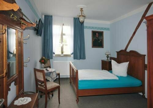 Hofgartnerei Pension und Weinstube, Забронировать Отель Альтенберг Saxon Castle and Heathland