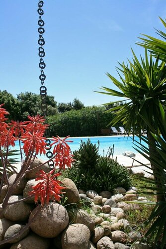 Hotel Poisson Rouge 3 étoiles, Забронировать Отель Сартен South Corsica