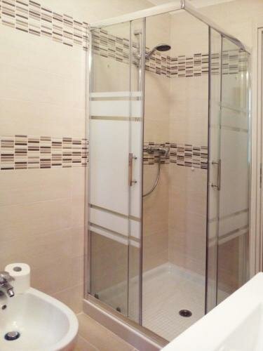 B&B Anna Fiera, Забронировать Отель Отели Вероны с парковкой, Парковка