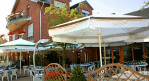 Olympia Hotel & Restaurant, Забронировать Отель Инден Северный Рейн-Вестфалия