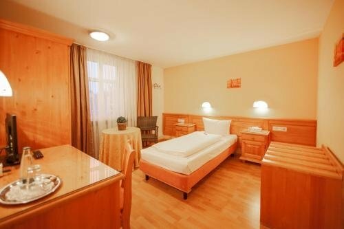Le Anfore, Book Hotel Hoteller i Steigerwald med parkering, Parkering