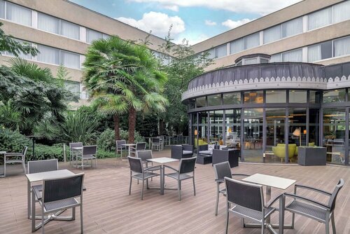DoubleTree by Hilton Paris Bougival, Забронировать Отель Буживаль Yvelines