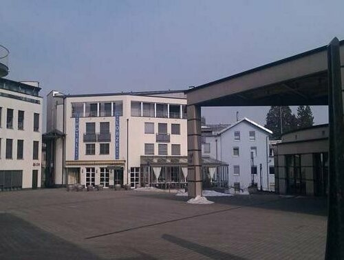 Hotel Lorze, Забронировать Отель Хам Цуг