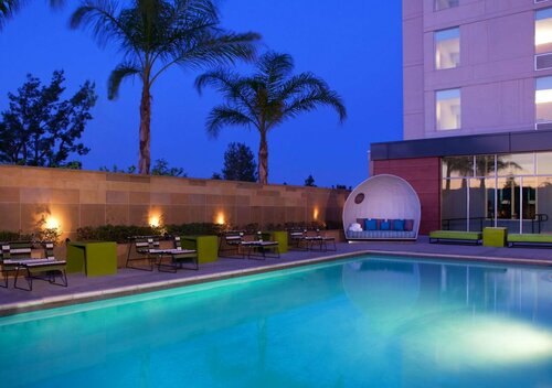 Aloft by Marriott Ontario-Rancho Cucamonga, Забронировать Отель Отели Ранчо-Кукамонга с парковкой, Парковка