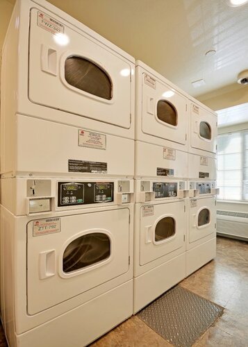 Extended Stay America Select Suites - Charleston - Ashley Phosphate Rd, Забронировать Отель Отели Южной Каролины с парковкой, Парковка